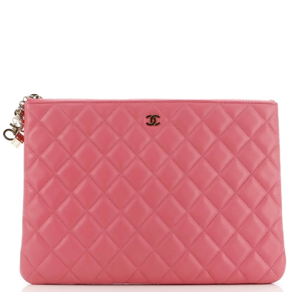 CHANEL Leather Clutch Bag 620-032025